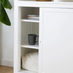 Banak Estanterías^Erin Blanco Pincelado